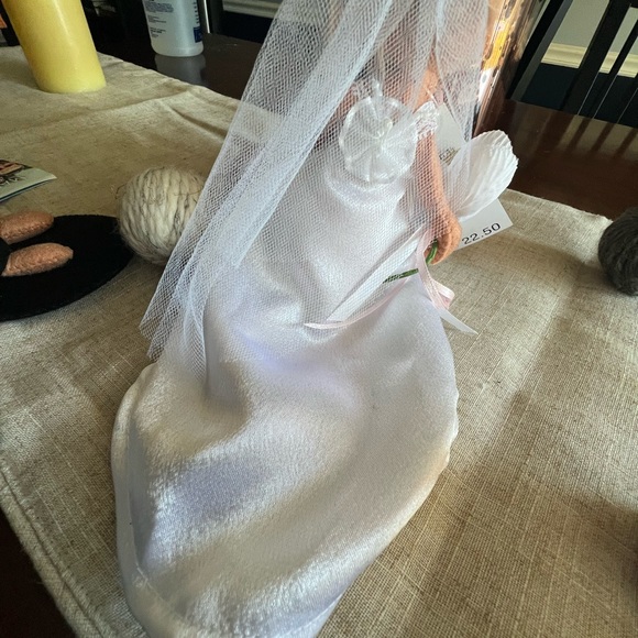 Beautiful AnnieLee Wedding Dolls NWT - Picture 5 of 7